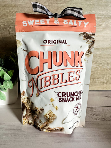 Chunk Nibbles Chocolate Sweet & Salty